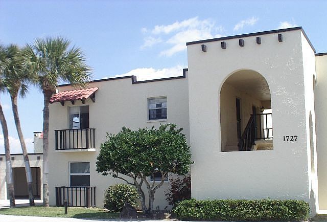 Exterior of Spanish Trace