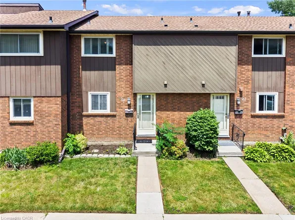 64 Forster St #20, Saint Catharines, ON L2N 6T5