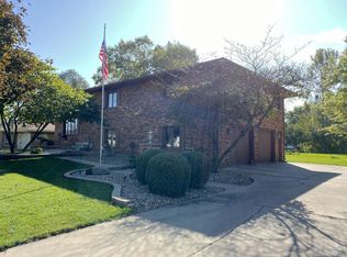 1812 10th Ave, Grinnell, IA 50112