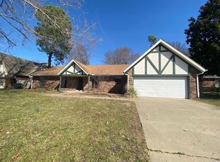 3404 Hyde Park Ave, Muskogee, OK 74403