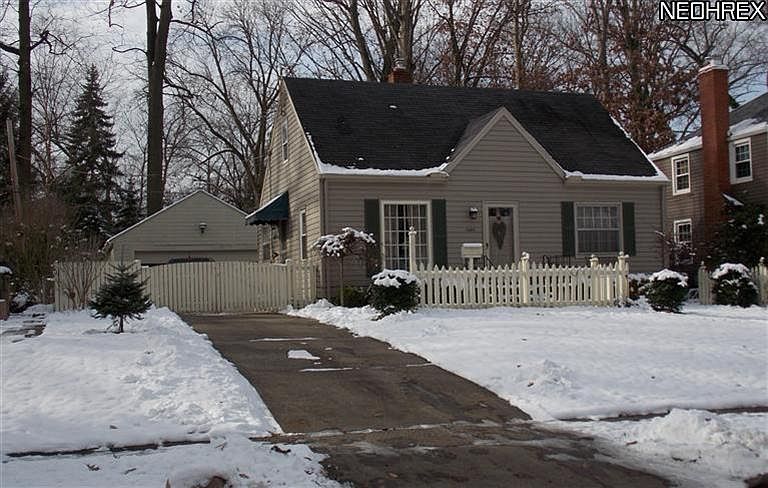 1st image of 2642 Oak Park Blvd