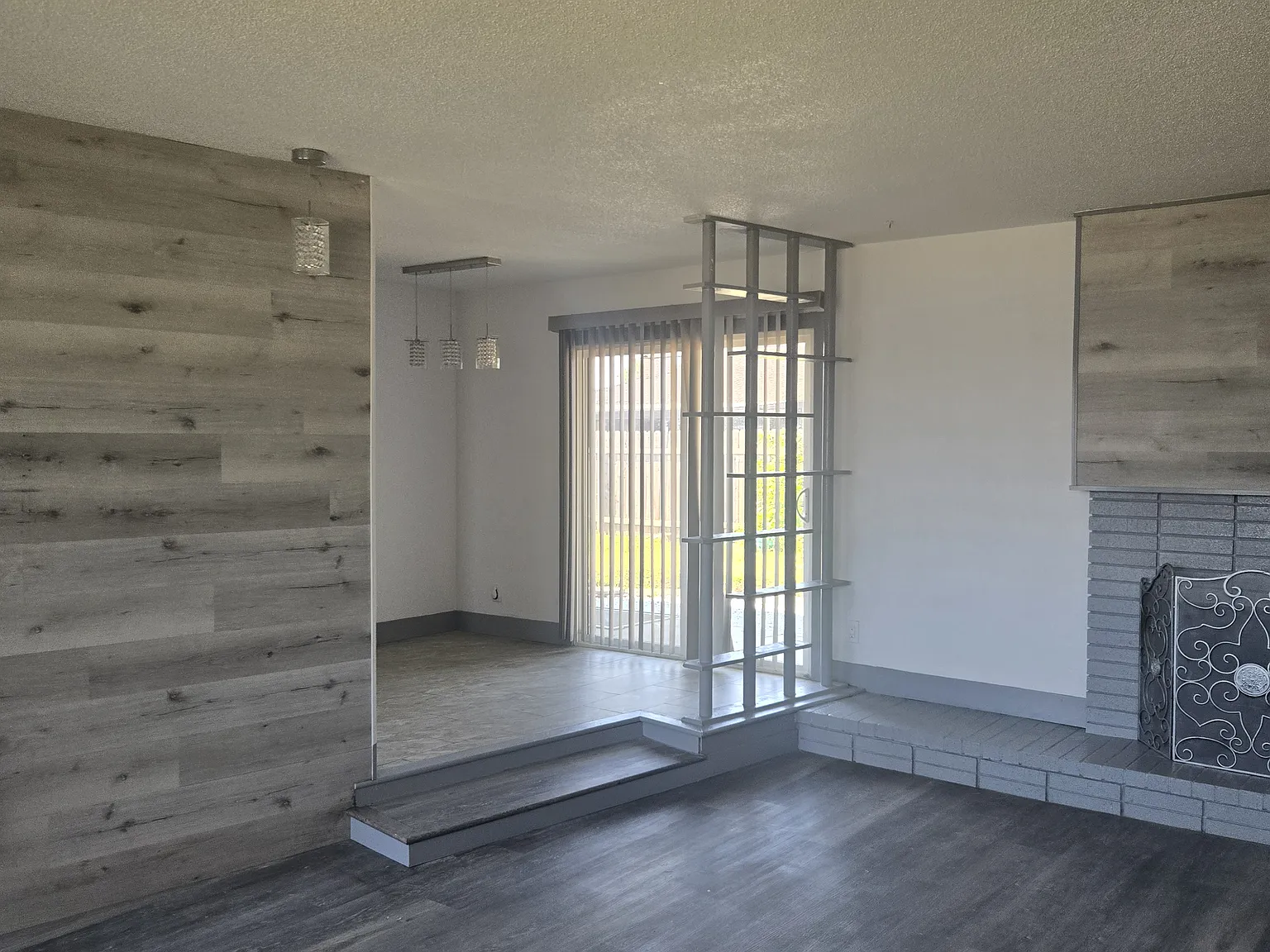3 bed, 1150 sqft, $3,200 — Photo 2