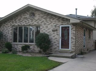 5809 W 90th Pl, Oak Lawn, IL 60453