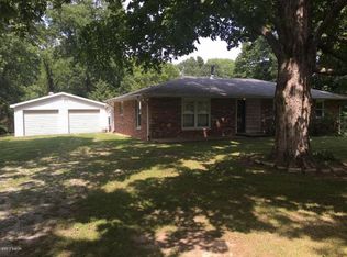 155 Vfw Ln, Anna, IL 62906