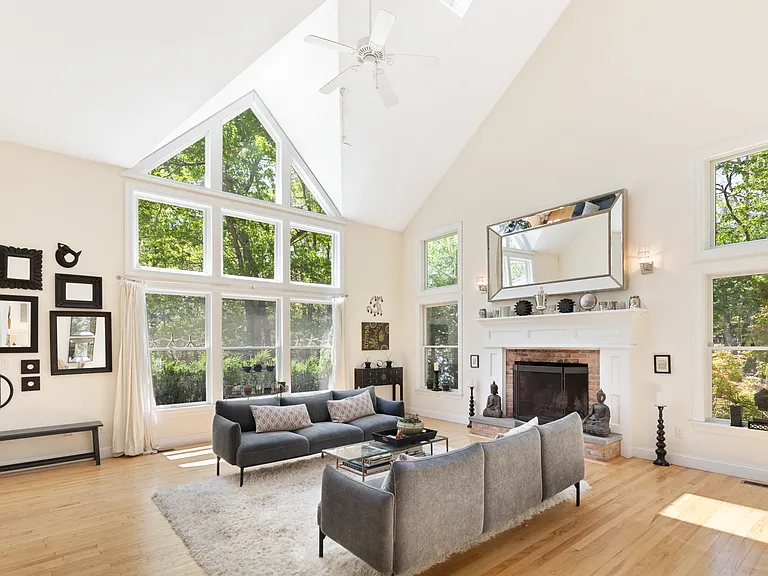 3 Hollow Tree Ln — Photo 8