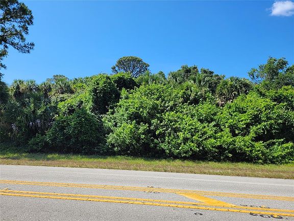 4th image of 17347 Hillsborough Blvd