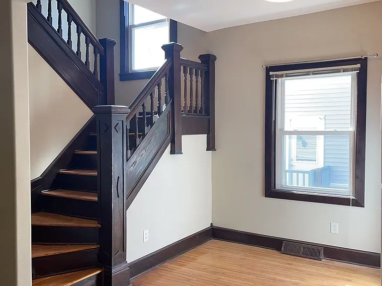 817 S Brooks St — Photo 4