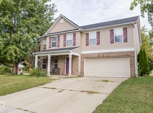 608 Rocky Meadow Dr, Greenwood, IN 46143