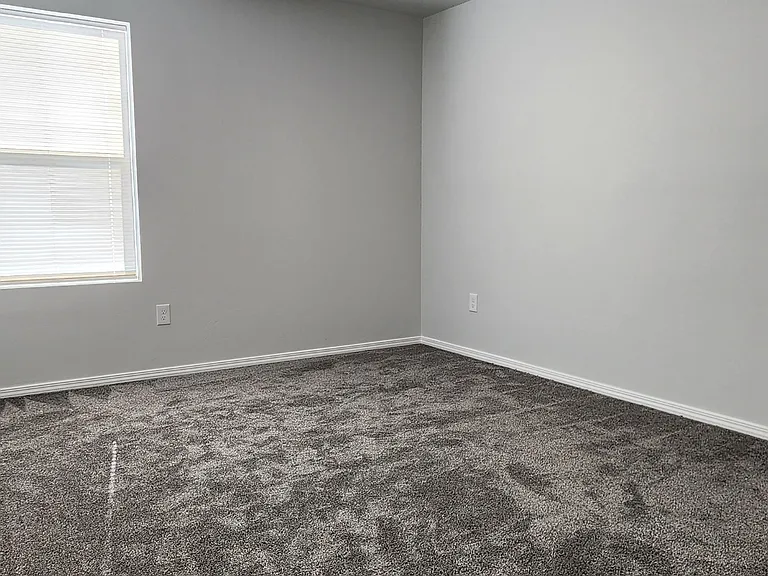 409 Hildago Way — Photo 19
