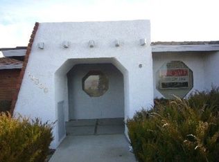 19500 Red Feather Rd, Apple Valley, CA 92307