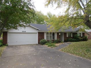 1505 Letha Dr, Springdale, AR 72762
