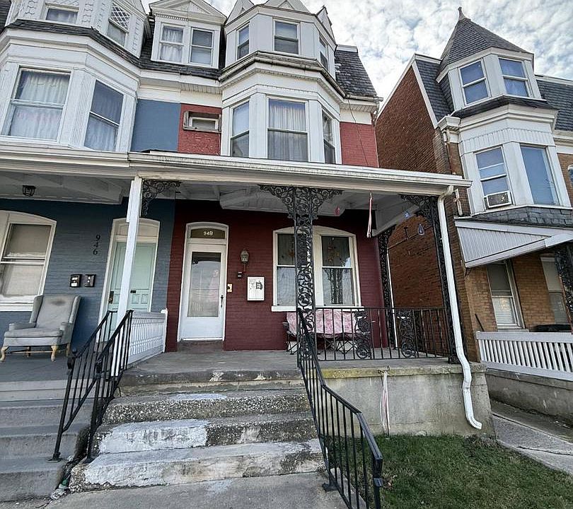 1st image of 948 W Princess St