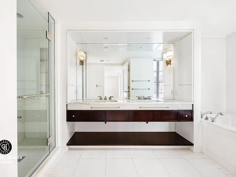 140 E 63rd St #12D — Photo 9