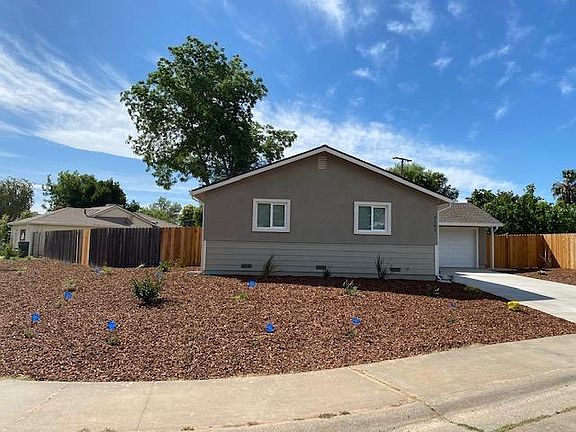 3rd image of 2161 Berg Ave