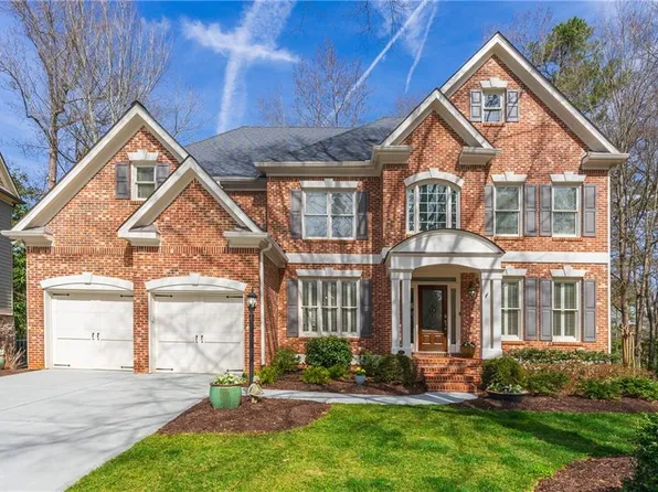 730 Glenferry Trl, Sandy Springs, GA 30328