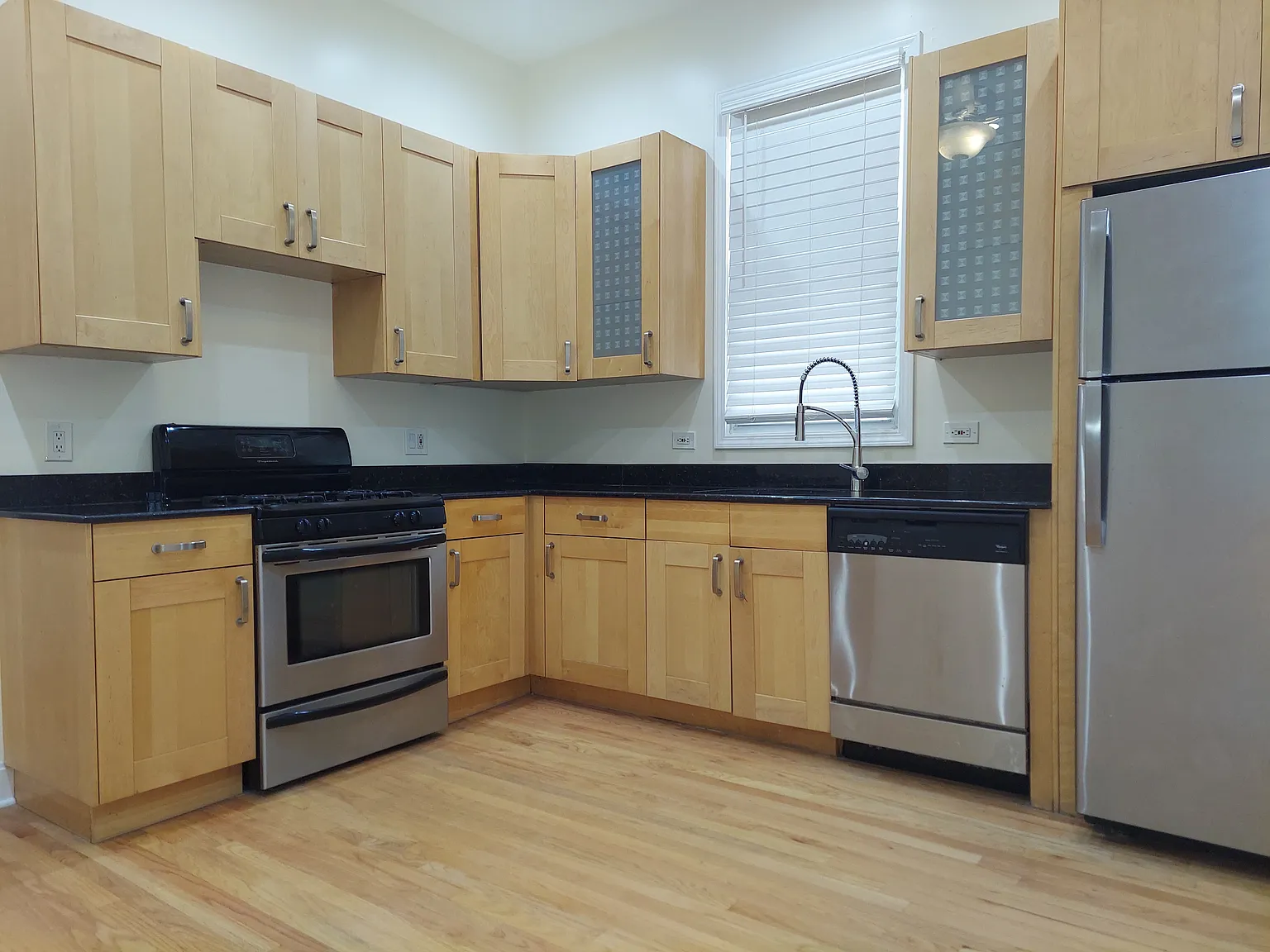 2 bed, 1.0 bath, $2,900 — Photo 1