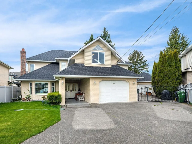 9840 Southgate Pl — Photo 3