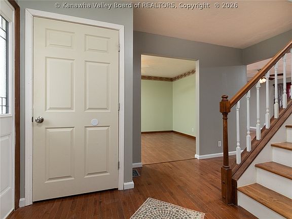 4th image of 301 Lower Overlook Dr