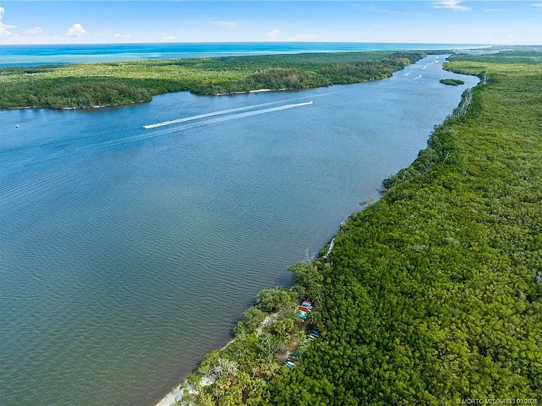 SE Riverboat Dr — Photo 31
