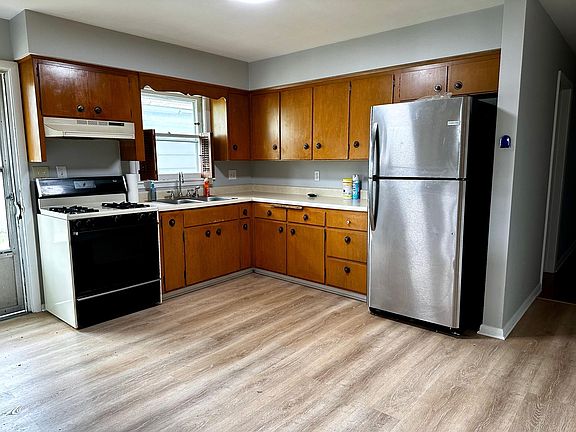 5th image of 5008 Tamery Ln #5008