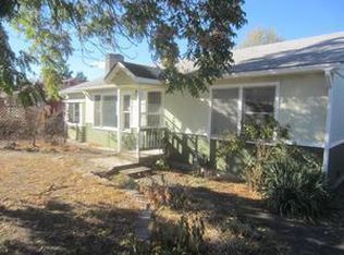 216 Marion Ln, Grants Pass, OR 97527