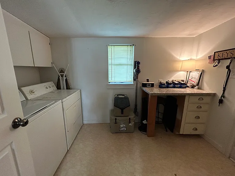 712 Hale St — Photo 19