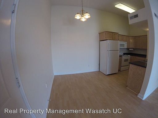 5th image of 1327 W 1520 N #81