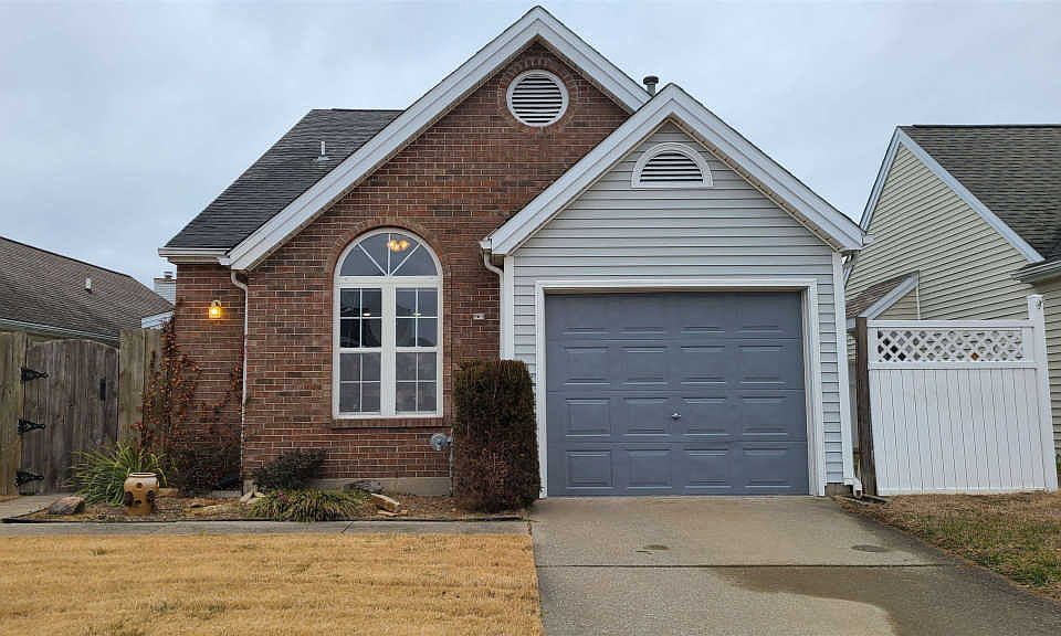 1st image of 5828 Foxfield Dr