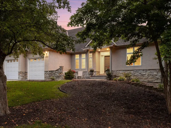 4908 Malibu Dr, Edina, MN 55436
