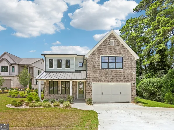 3275 Hilltop Cir, Marietta, GA 30066