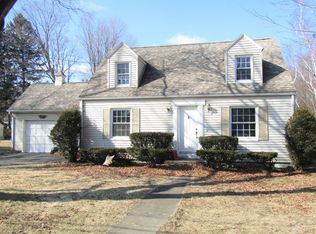 18 Brainerd St, Palmer, MA 01069
