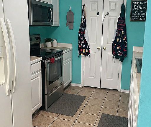 4th image of 13470 McLeod Ct