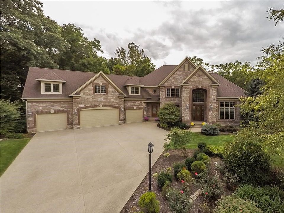 Fabulous view of front elevation.