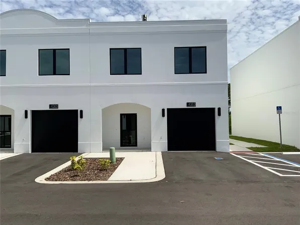 4363 Cambio Gardens Ct, Tampa, FL 33610