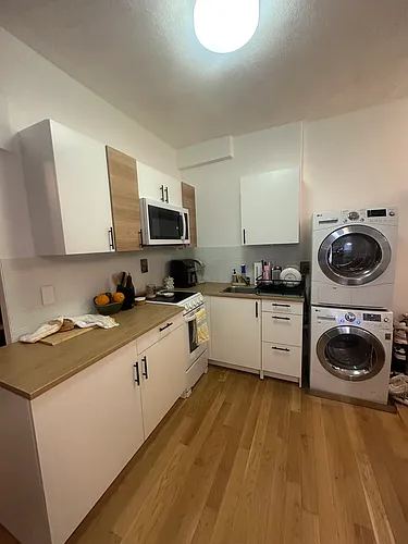 89 Prince St Photo 1