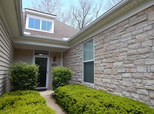 458 Westgreen Ln, Westerville, OH