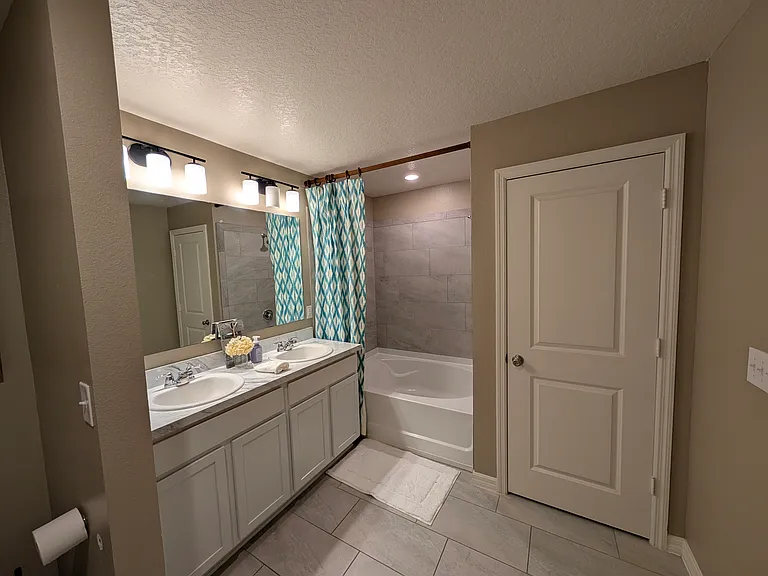 1825 Wilson Prairie Cir — Photo 9