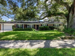 8829 Runnymeade Rd, Jacksonville, FL 32257