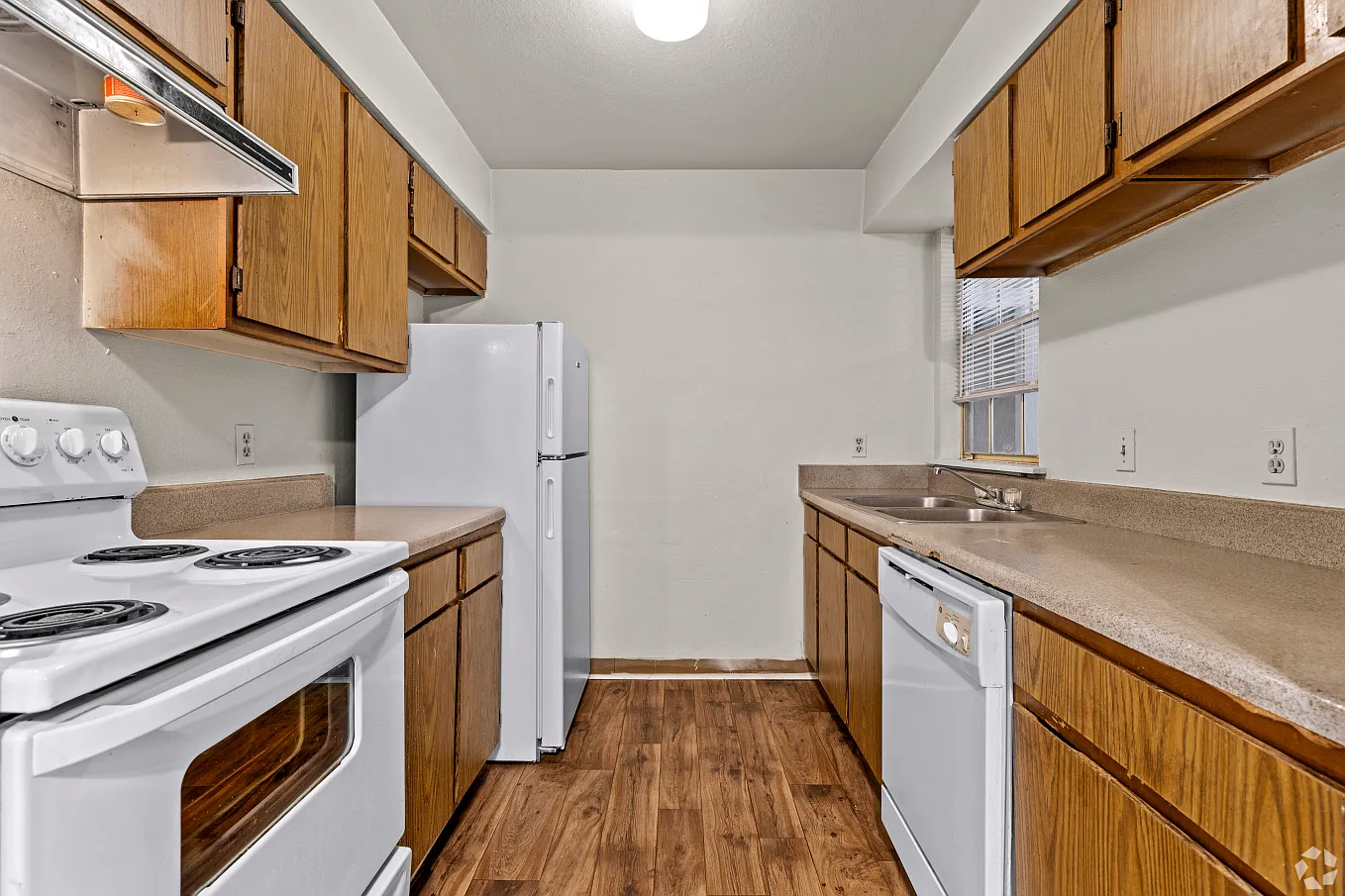 Salem Village Apartments — Photo 3
