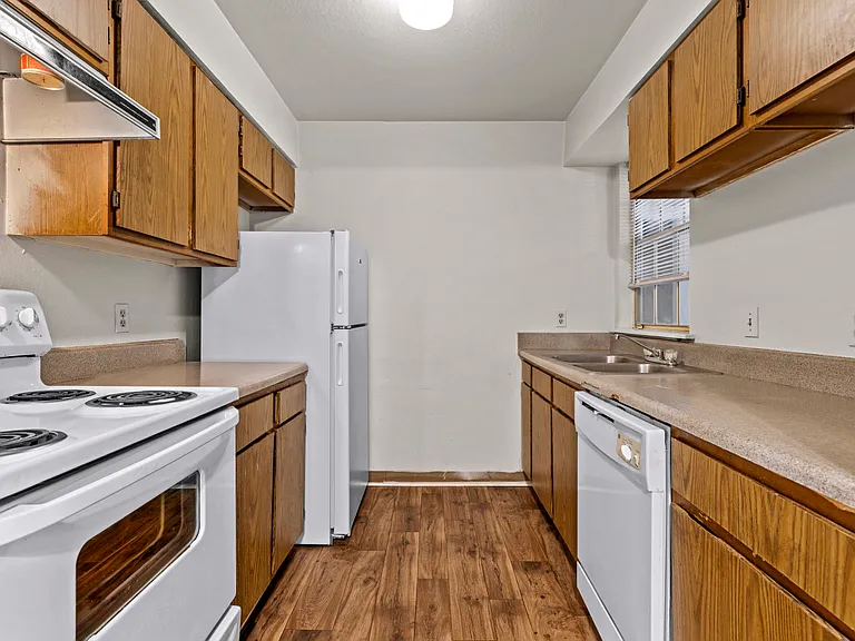 Salem Village Apartments — Photo 3