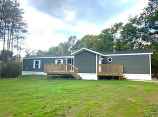 10037 W Colby Rd, Gowen, MI 49326