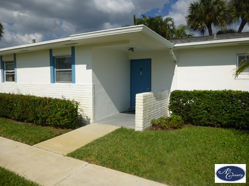 1st image of 2761 Emory Dr W APT E