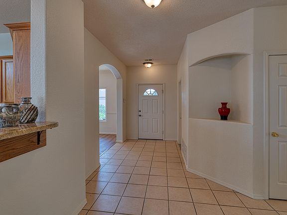 5th image of 3815 Pinon Jay Ct NW