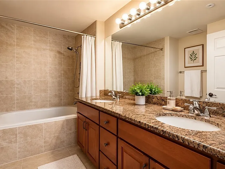 13100 Bella Casa Cir #235 — Photo 13