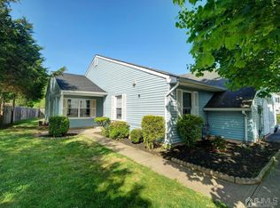 39 Sagamore Ave, Edison, NJ 08820