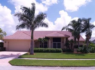 7133 Paramount Dr, Lake Worth, FL 33467
