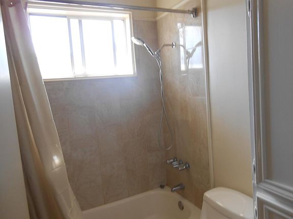 5th image of 14020 S Budlong Ave APT 23