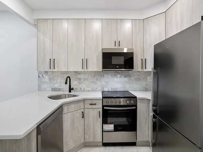 276 5th Ave #PENTHOUSE — Photo 7