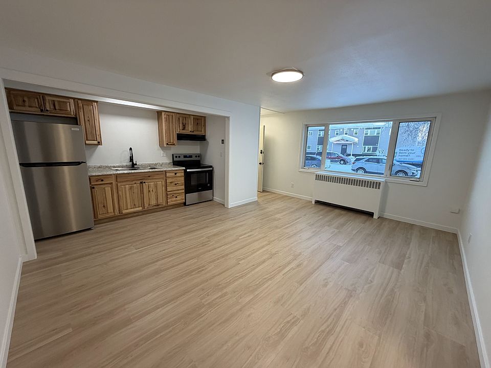 1st image of 914 Gilmore St