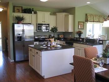 4th image of 9121 Townsend Park Dr